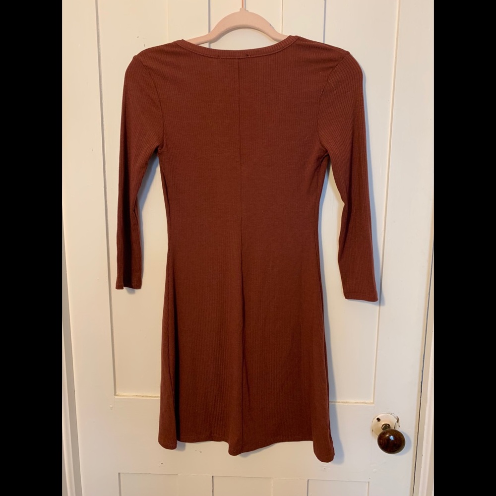 Dress - Picture 2 of 4